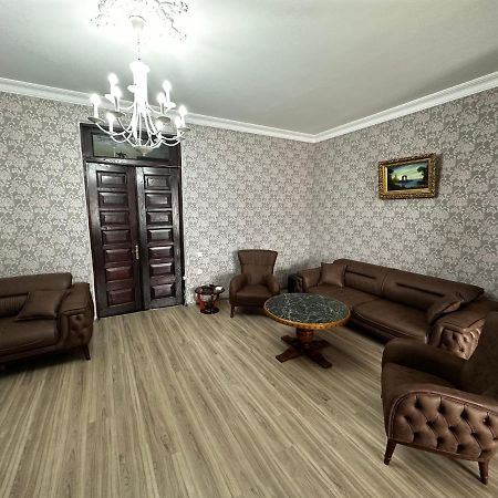 Ferienwohnung Heart Of Boulvard Batumi Exterior foto