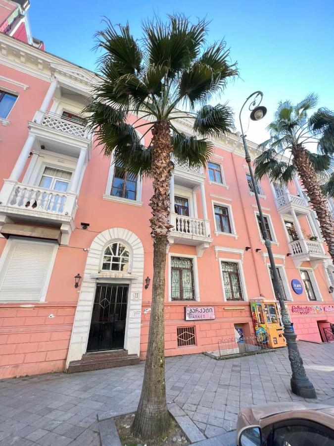 Ferienwohnung Heart Of Boulvard Batumi Exterior foto