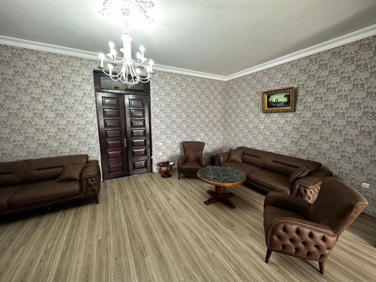 Ferienwohnung Heart Of Boulvard Batumi Exterior foto